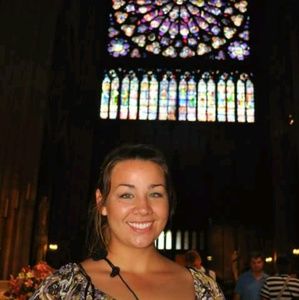 Meet your Posher, Danielle